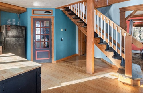 Wolcott Cabin | Family-friendly adventure seekers paradise by Lake Elmore