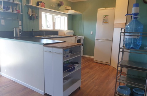 Hokio Beach House | Family friendly and pet friendly. A kiwi bach holiday at Hōkio Beach.