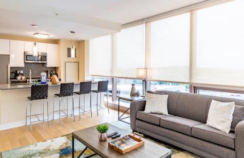 Downtown Apartment | Family Friendly Apt with Gym