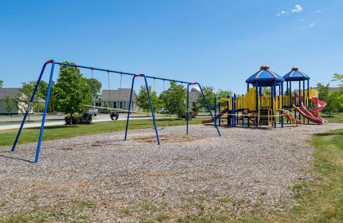 Cherry Valley House | Family Friendly Cottage Community with Pool & Beach