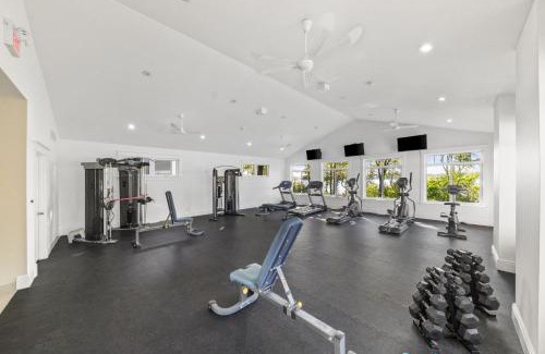 Cherry Valley House | Family Friendly Cottage Community with Pool & Beach