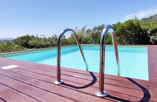 Moita Santa de Baixo House | Family-friendly Cottage With Pool In Stunning Location