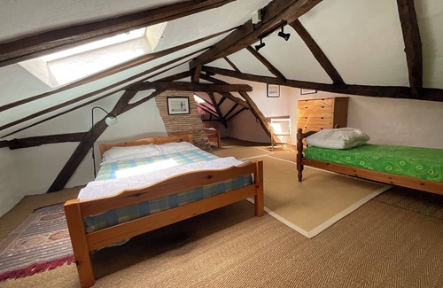 Grun-Bordas Other | Family friendly farmhouse, 5 mins from beach lake and historic market