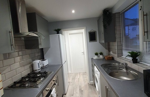 Giltbrook House | “Family-Friendly Fun: Spacious Home Near Top Attractions”