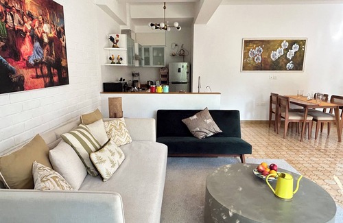 Assagao Villa | Family friendly Garden Villa with a Pool and dedicated caretaker