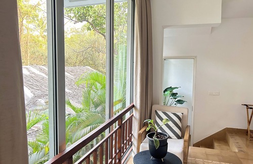 Assagao Villa | Family friendly Garden Villa with a Pool and dedicated caretaker