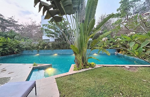 Assagao Villa | Family friendly Garden Villa with a Pool and dedicated caretaker