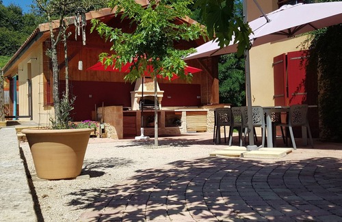Rouede House | Family friendly Gite with large heated pool (Salt) and garden with games area