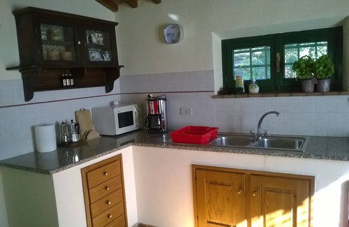 Montescudaio Apartment | Family-friendly house with private garden and private pool for 5 persons