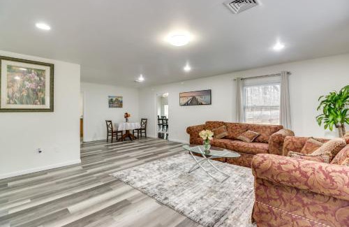 Bowie House | Family-Friendly Home in Bowie with Fenced Yard!