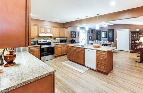 Crystal House | Family-Friendly Home w/Furnish Patio in Crystal!