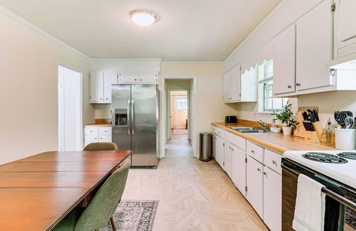 Huntsville House | Family-Friendly Huntsville Home w/Spacious Yard