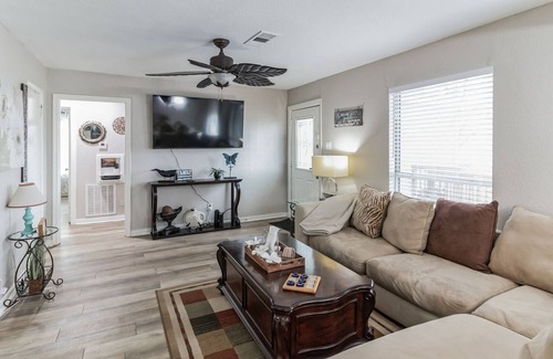Mesquite House | Family-Friendly! Luxurious Retreat Just Minutes Away From Dallas!