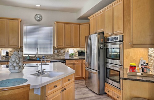 Modesto House | Family-Friendly Modesto Home w/Grill & Yard