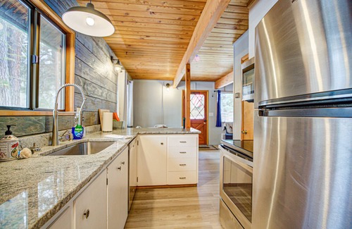 Garden Valley Cabin | Family-friendly Open & Relaxing South Fork Riverside Retreat