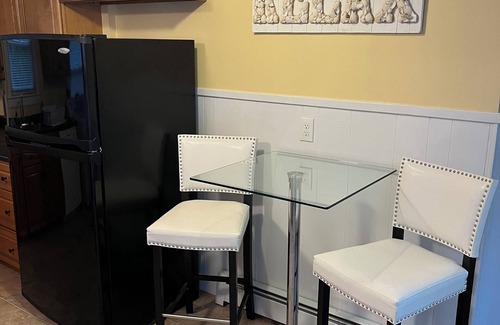 Southern Coast Condo | Family friendly serene house close to beaches, sleeps 8, lot off street parking