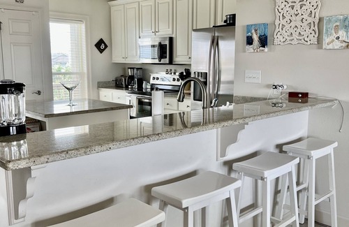 Royal Lagoons House | Family-friendly waterfront house in popular Royal Lagoons with dock/slips.