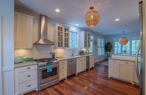 Wicomico Church Cottage | Family-Friendly Waterfront Home Pool Dock Kayaks Row Boat Games Chesapeake Bay