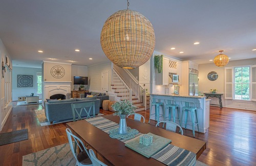 Wicomico Church Cottage | Family-Friendly Waterfront Home Pool Dock Kayaks Row Boat Games Chesapeake Bay