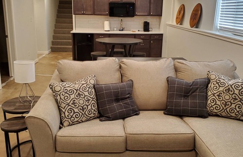 Arnolds Park House | Family Fun - 2 blocks from everything!