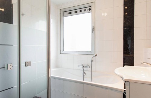 Noordwolde House | Family fun is guaranteed during this vacation ? spend relaxing vacations in Noordwolde.