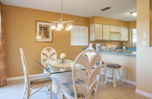 Palm Coast Hotel | Family Getaway! Awesome Accommodation Close to Beverly Beach, w/Kitchen & Golf!