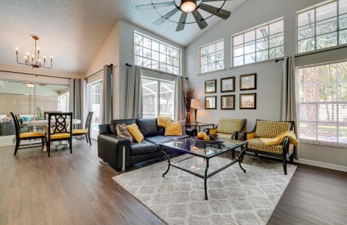 Berkeley Manor House | Family Getaway with Games and Pool in Spring Hill