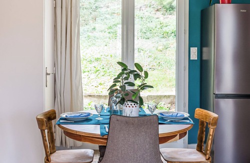 Bellerive-sur-Allier Cottage | Family gîte, offering conviviality, peace and nature, 10 minutes from Vichy