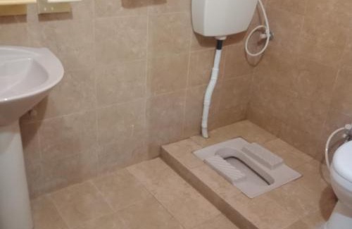 Gulshan-e-Iqbal House | Family Guest House in Gulshan-e-iqbal , block-10