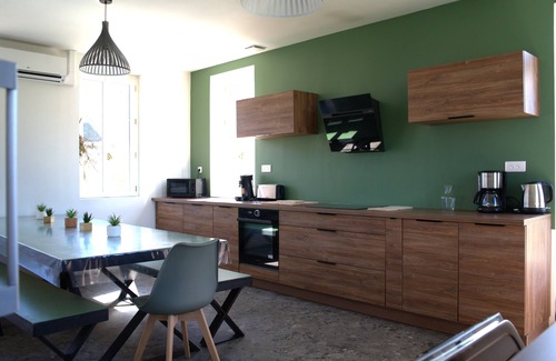 Ecretteville-les-Baons House | Family home