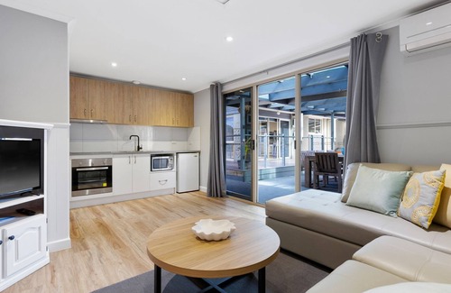 Newhaven House | Family Haven in Newhaven