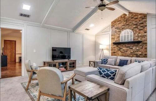 Plano House | Family Haven Pool, Game Room, Near Cowboys Hq