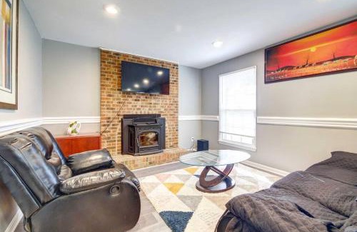 Fort Washington House | Family Home ~ 18 Mi to DC: Private Deck!