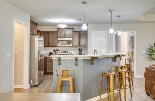 Normal Cottage | Family Home w/Covered Patio in Ardmore