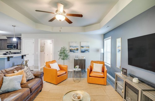 Normal Cottage | Family Home w/Covered Patio in Ardmore