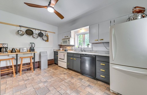 Middleburgh House | Family Home w/Yard & Fire Pit in Middleburgh!