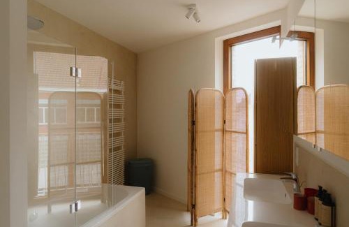 Rabot Apartment | Family Home with Garden, Workspace & Gym
