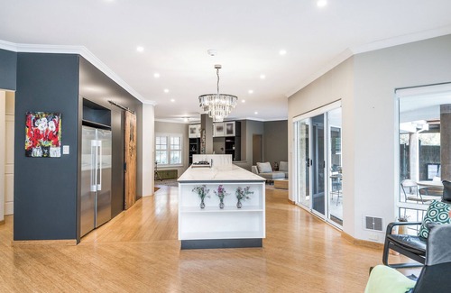 The Vines House | Family home with pool, spa and games room. Perfect for a retreat or bridal party