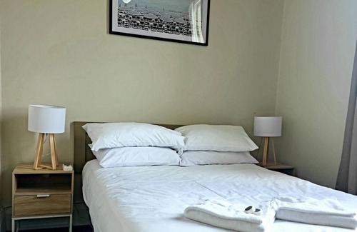 Bathurst Hotel | Family Hotel