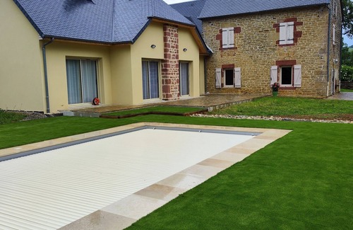 Rosiers (chasteaux) House | Family house with swimming pool: the haven of peace