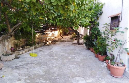 Kritou Tera House | Family House with Pool in Kritou Tera