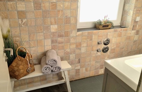 Oettingen in Bayern Apartment | Family oasis: 48m², terrace, pets welcome