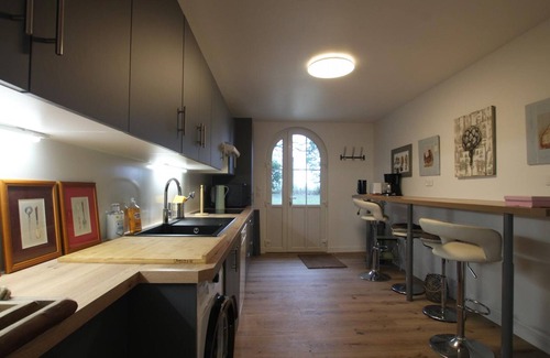 Rauville-la-Bigot Cottage | Family Retreat in Charming Renovated Cottage with Private Garden near Beaches