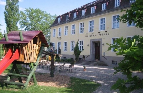 Petkus Apartment | Family room, shower/WC, breakfast (2 adults + 2-4 children)