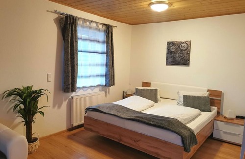 Koppl Other | Family room, shower, WC, mountain side - Schusterbauer