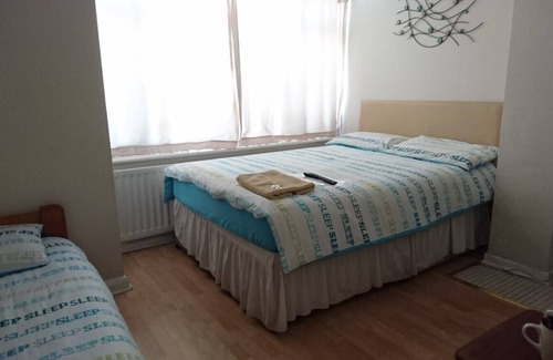 Harlington House | Family Room Sleeps 3 with 1 double and 1 single bed Ground Floor Private shower