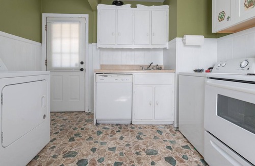 Portsmouth House | Family Sized Home in Portsmouth!