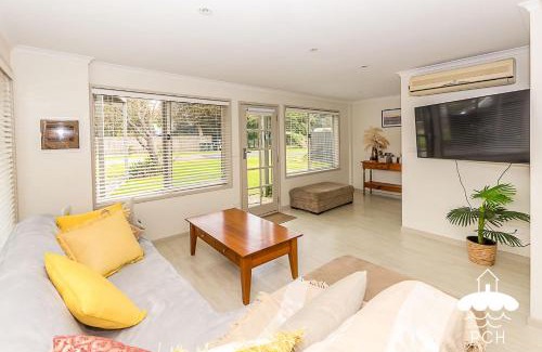 Sandy Point House | Family Tidez