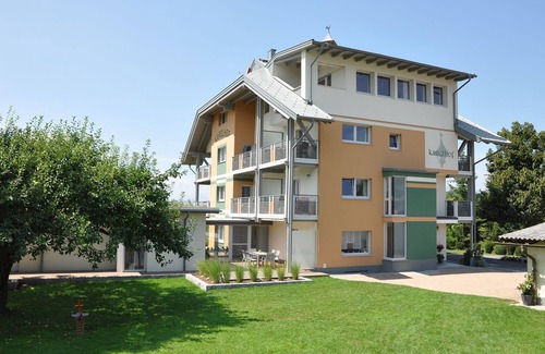 Faak am See Apartment | Family vacation on Lake Faak with its own bathing beach, adventure playground, hiking