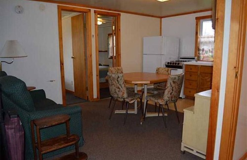 Brier Hill Cabin | Family vacation on Black Lake with a private beach!